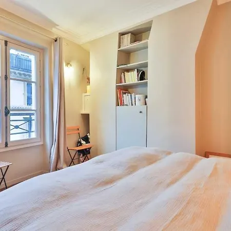 Cosy In The Heart Of Faubourg Montmartre Appartamento