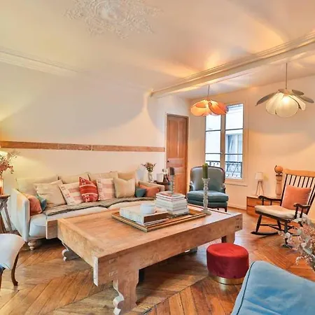 Appartamento Cosy In The Heart Of Faubourg Montmartre