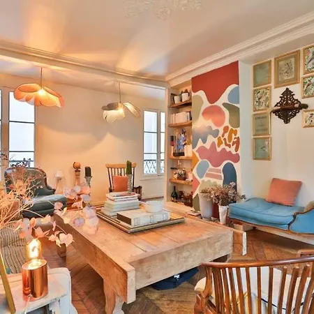 Cosy In The Heart Of Faubourg Montmartre Appartamento Parigi