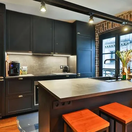 Appartamento Cosy In The Heart Of Faubourg Montmartre Parigi